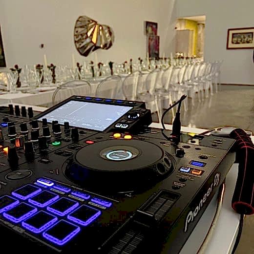 Profesyonel DJ ve Ses & Işık Kiralama Hizmetleri | Ogzsound